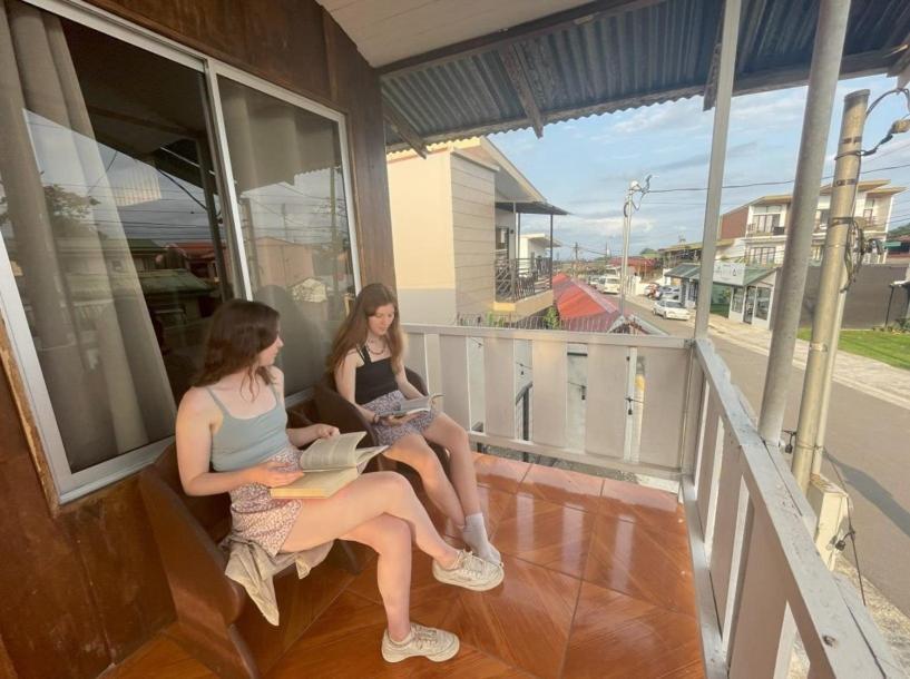 Alpha Arenal Hostel La Fortuna Екстериор снимка