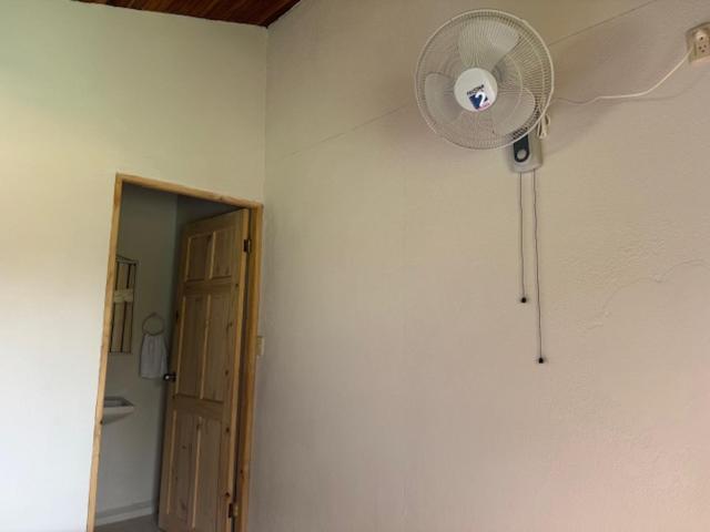 Alpha Arenal Hostel La Fortuna Екстериор снимка